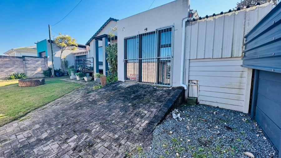 3 Bedroom Property for Sale in Amalinda Eastern Cape